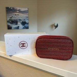 Chanel Limited Edition Holiday Cosmetics Pouch BRAND NEW w/box